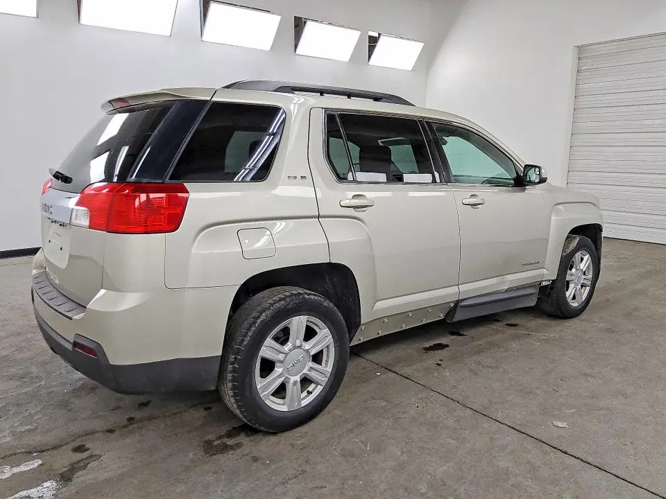 2014 GMC TERRAIN SLE  