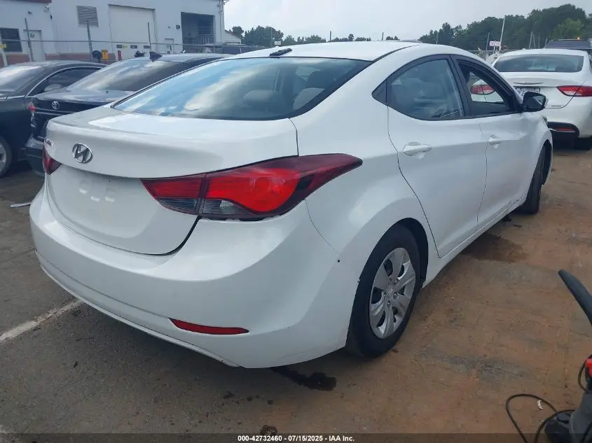 2016 HYUNDAI ELANTRA SE