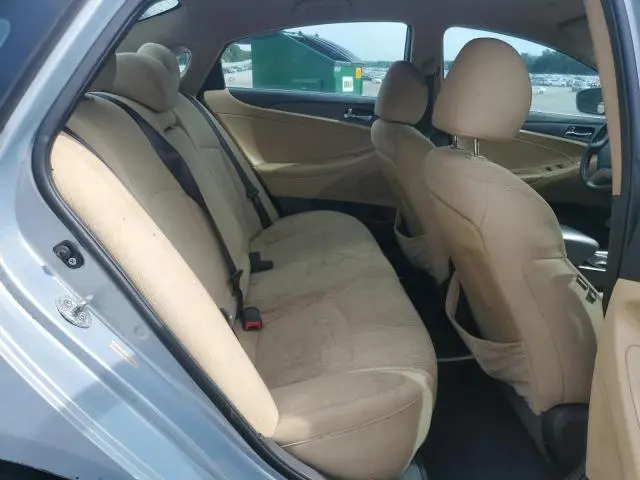 2011 HYUNDAI SONATA GLS  