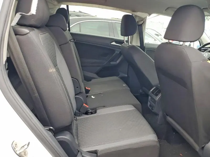 2021 VOLKSWAGEN TIGUAN S  