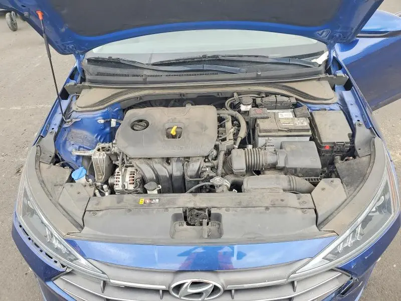 2020 HYUNDAI ELANTRA SEL  