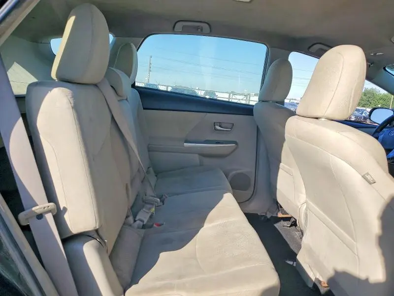 2013 TOYOTA PRIUS V THREE  
