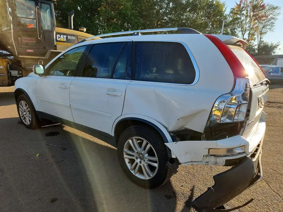 2011 VOLVO XC90 3.2  
