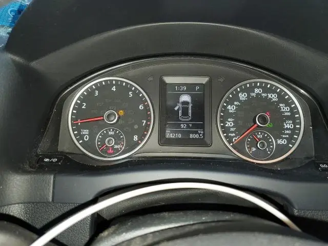 2017 VOLKSWAGEN TIGUAN S