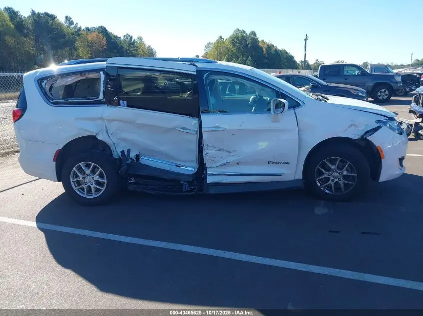 2020 CHRYSLER PACIFICA TOURING L