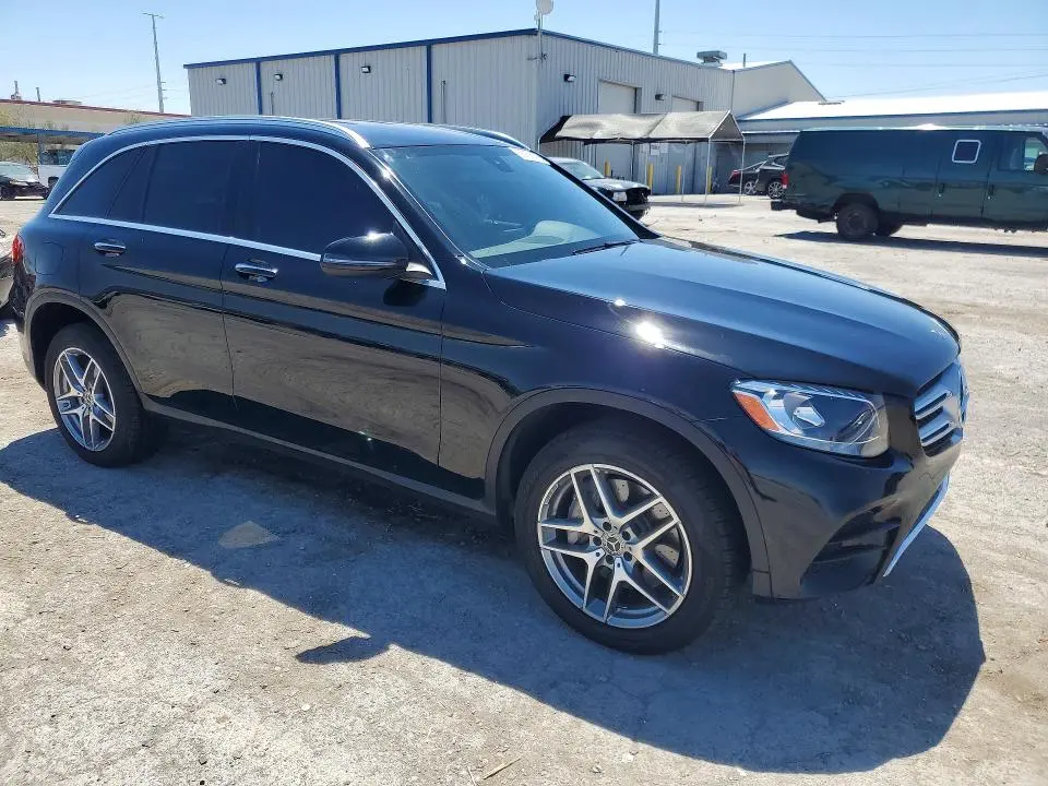 2018 MERCEDES-BENZ GLC 300  