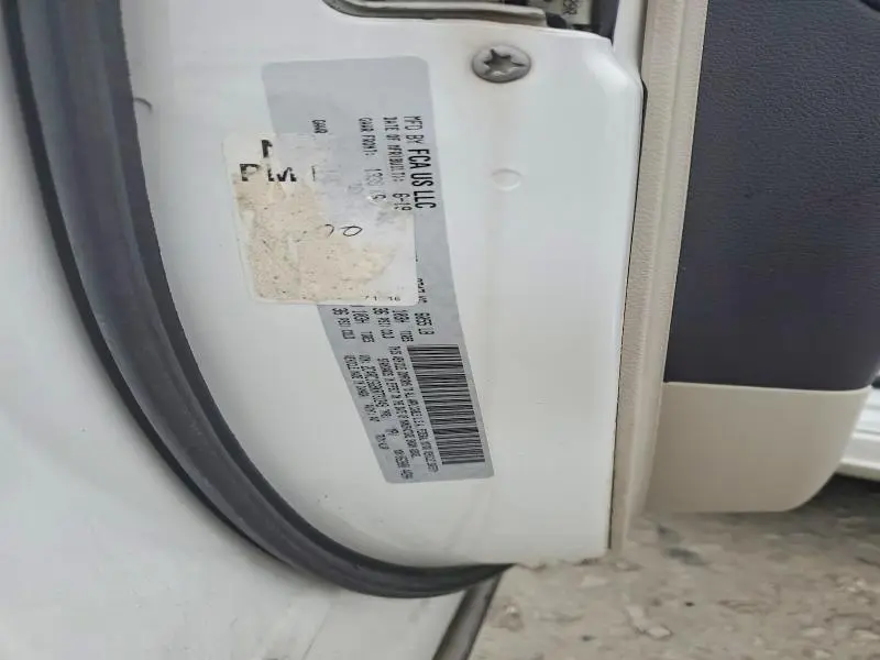 2019 CHRYSLER PACIFICA LIMITED  