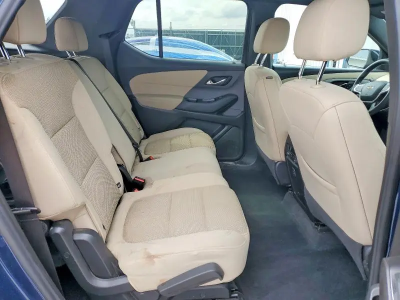 2022 CHEVROLET TRAVERSE LS  