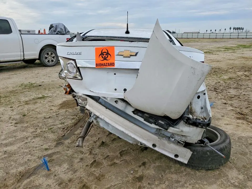 2014 CHEVROLET CRUZE LT  