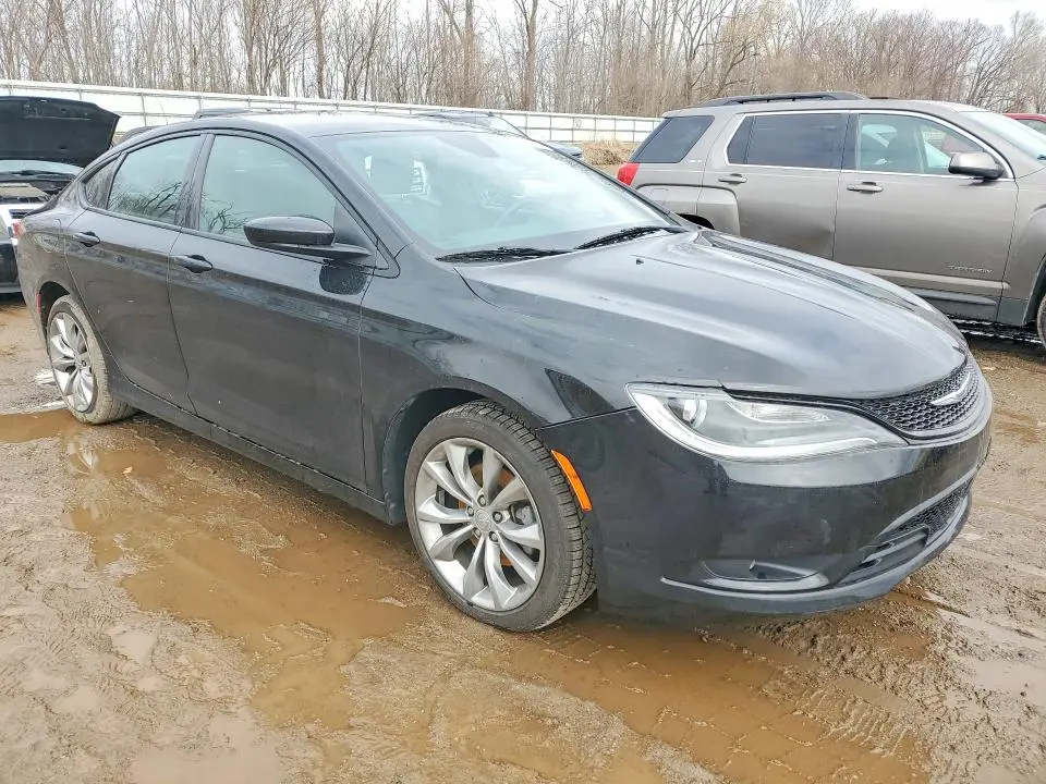 2016 CHRYSLER 200 S  