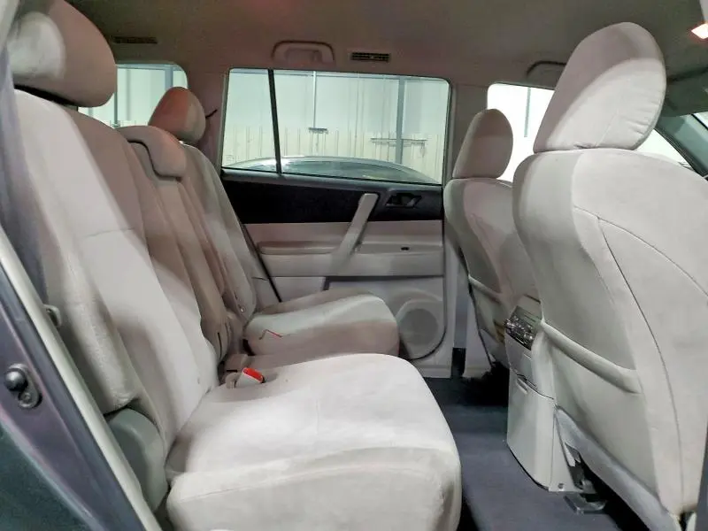 2012 TOYOTA HIGHLANDER BASE  