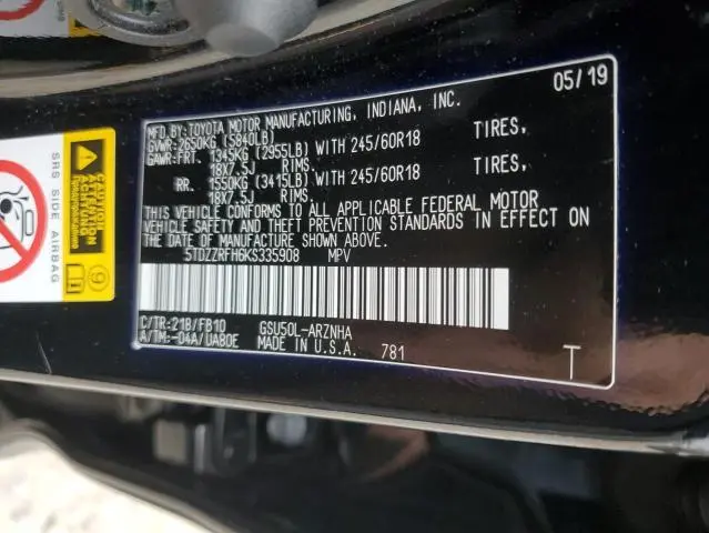 2019 TOYOTA HIGHLANDER LE  