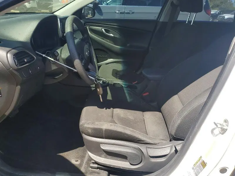 2019 HYUNDAI ELANTRA GT BASE  