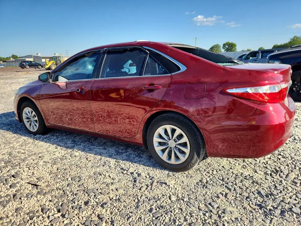 2015 TOYOTA CAMRY LE  