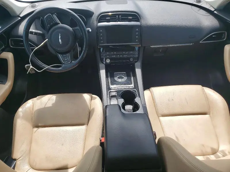 2017 JAGUAR F-PACE   