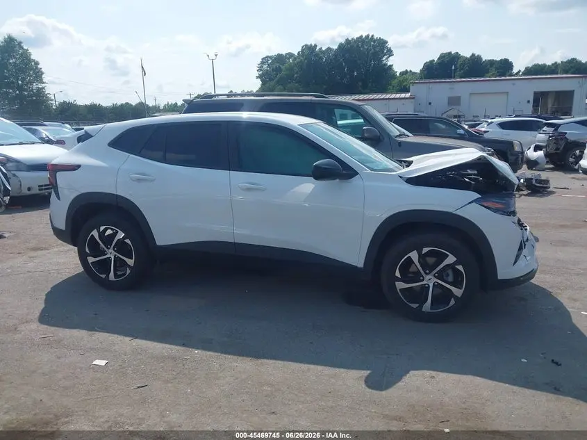 2025 CHEVROLET TRAX 1RS