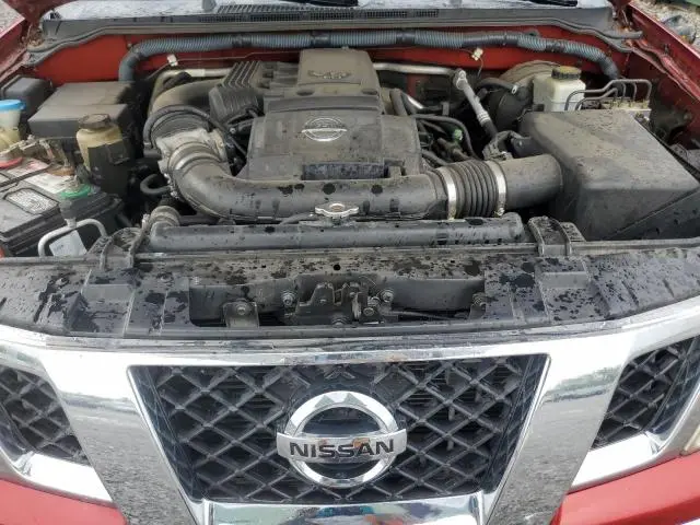 2010 NISSAN FRONTIER CREW CAB SE  
