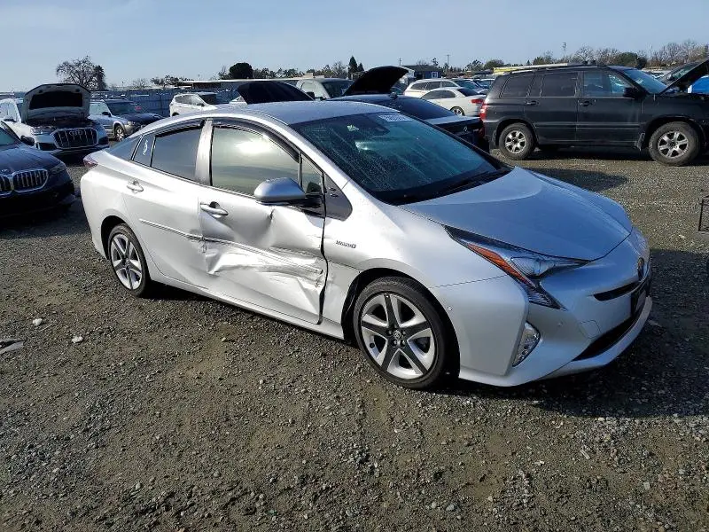 2017 TOYOTA PRIUS   