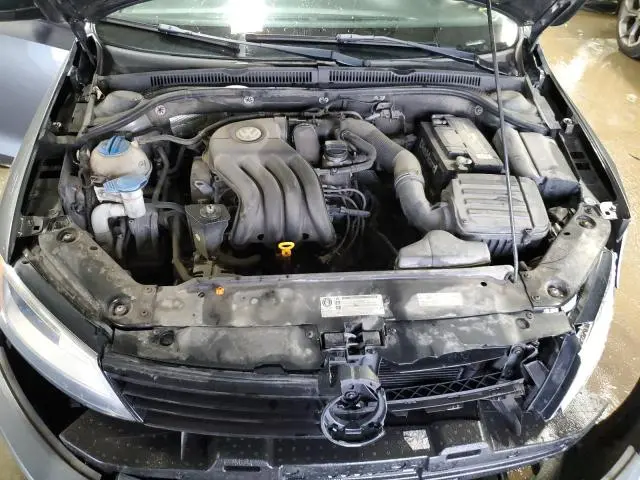 2013 VOLKSWAGEN JETTA BASE  