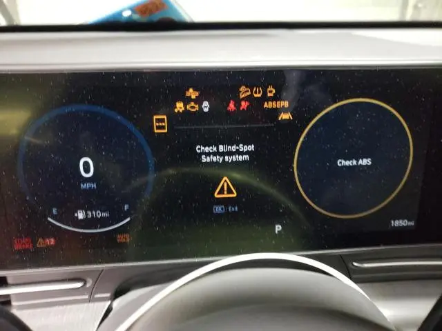 2024 HYUNDAI KONA LIMITED  