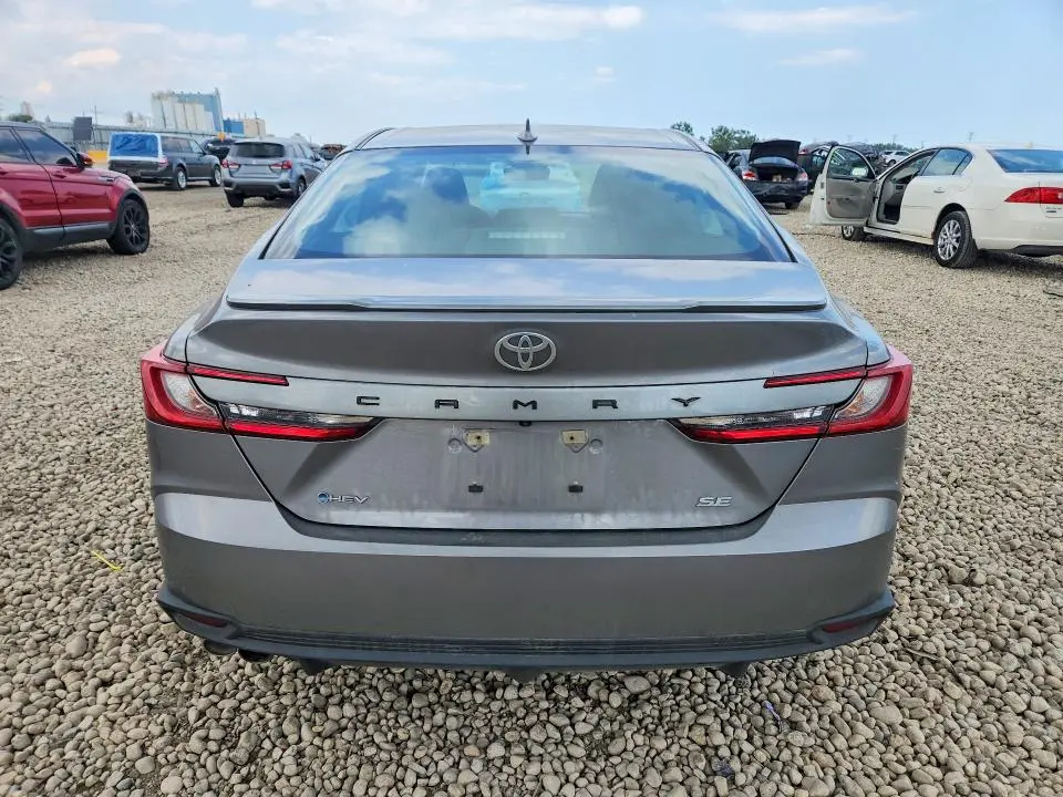 2026 TOYOTA CAMRY SE  
