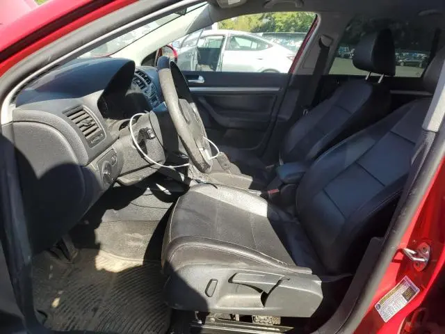 2010 VOLKSWAGEN JETTA LIMITED  