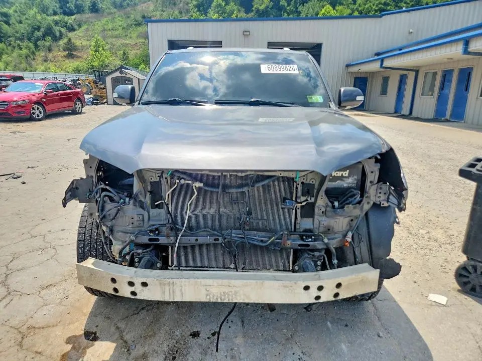 2012 TOYOTA 4RUNNER SR5  