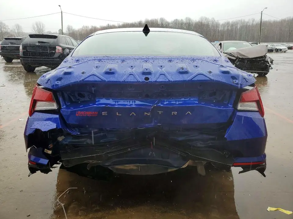 2023 HYUNDAI ELANTRA   