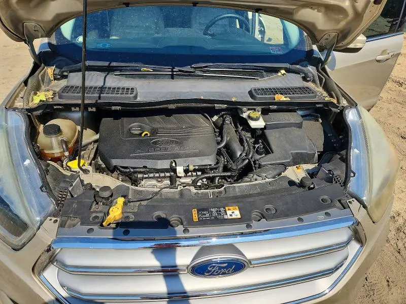 2017 FORD ESCAPE TITANIUM  