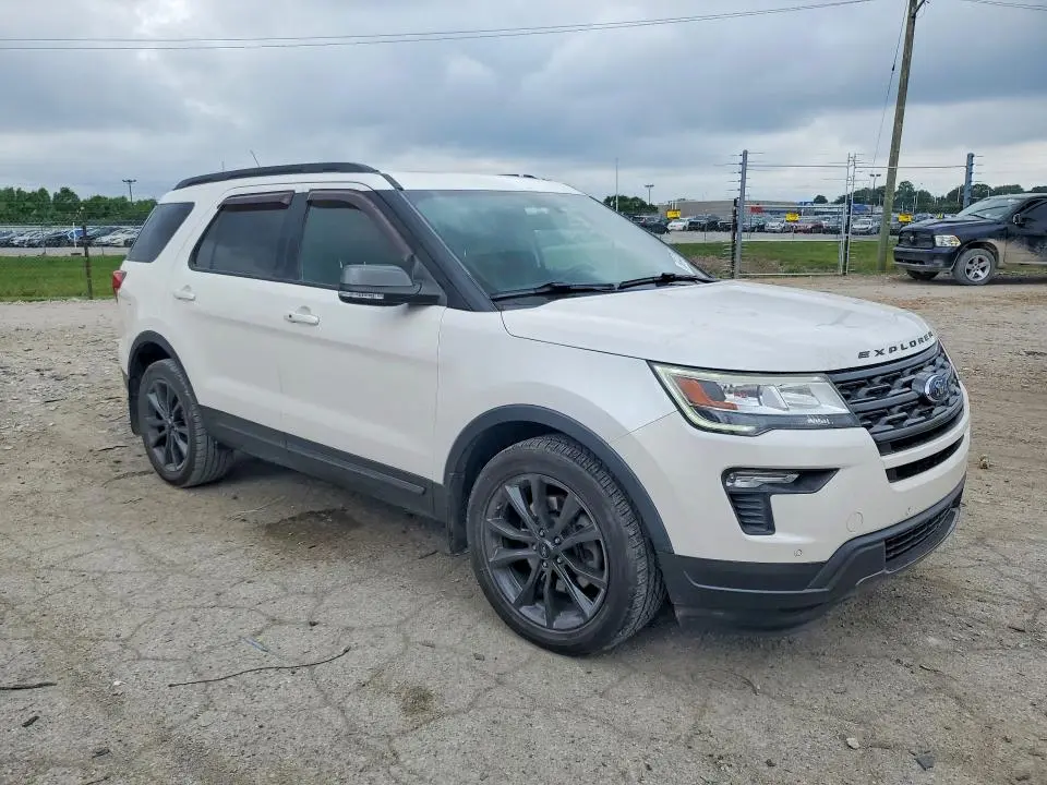 2018 FORD EXPLORER XLT  