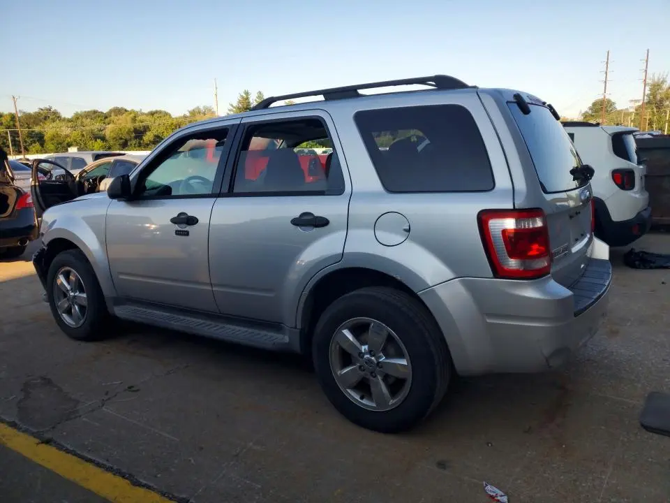2012 FORD ESCAPE XLT  