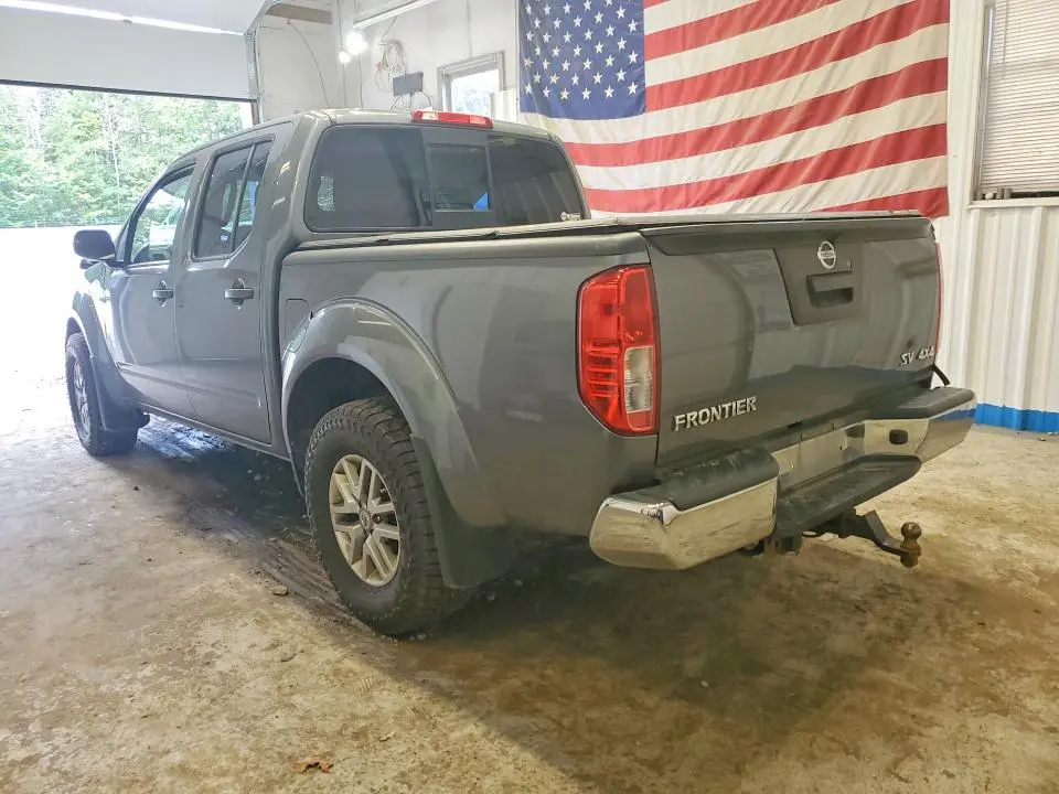 2017 NISSAN FRONTIER SV  