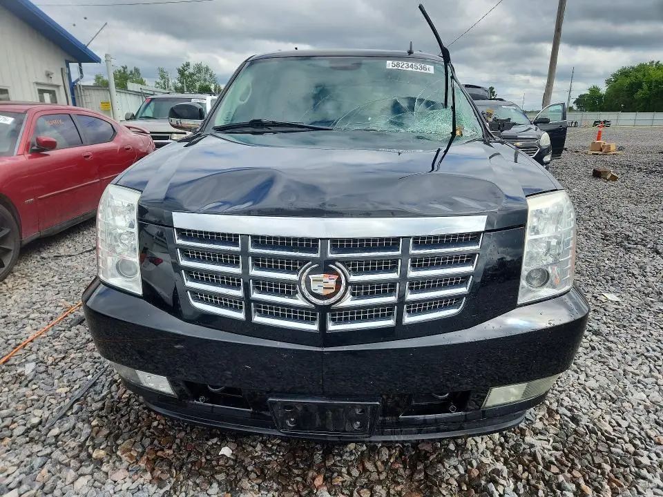 2010 CADILLAC ESCALADE PREMIUM  