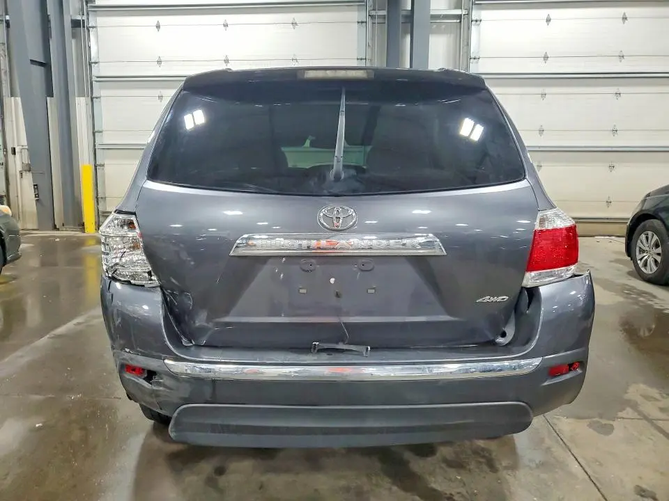 2012 TOYOTA HIGHLANDER BASE  