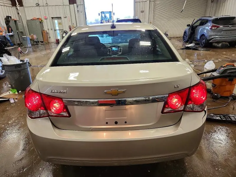 2015 CHEVROLET CRUZE LT  