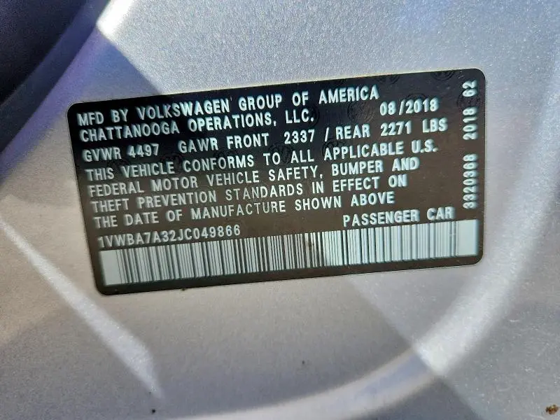 2018 VOLKSWAGEN PASSAT SE  