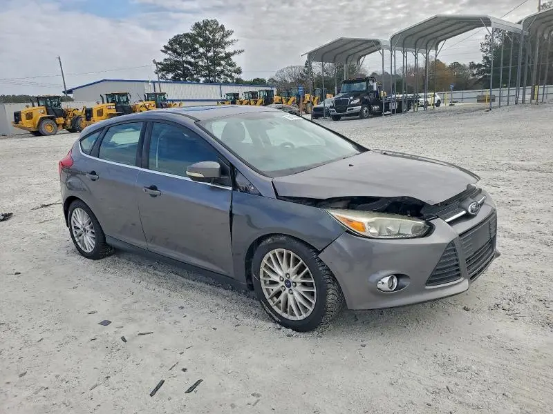 2014 FORD FOCUS TITANIUM  