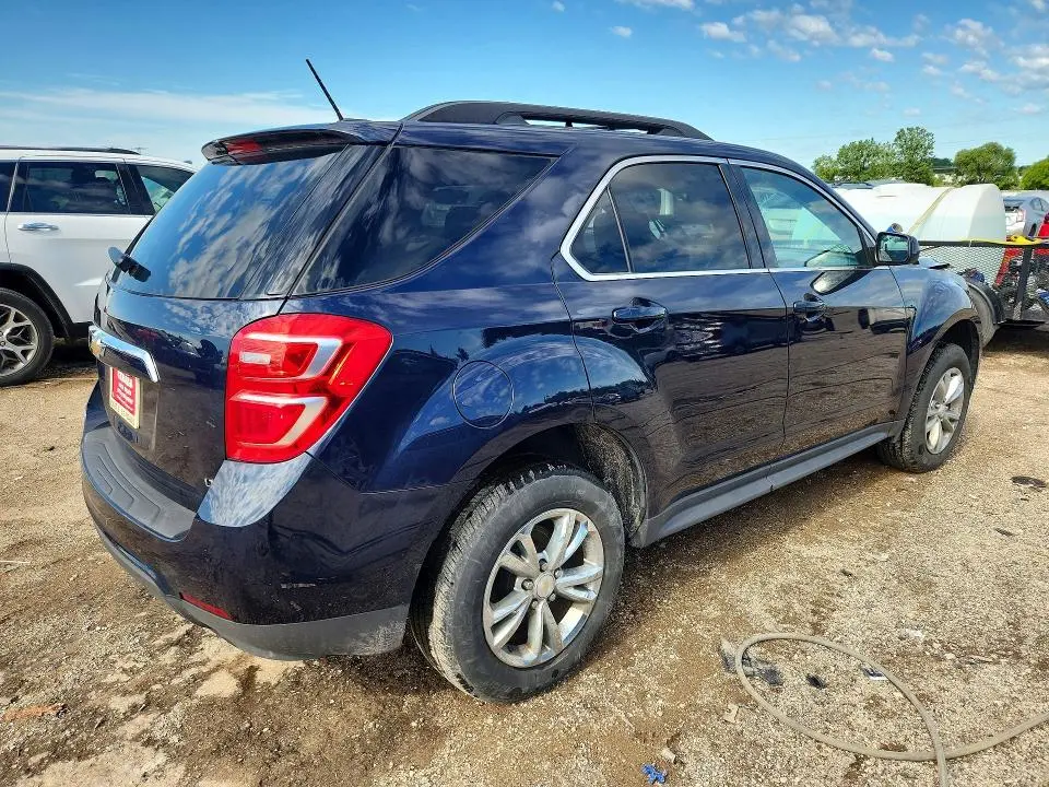 2017 CHEVROLET EQUINOX LT  