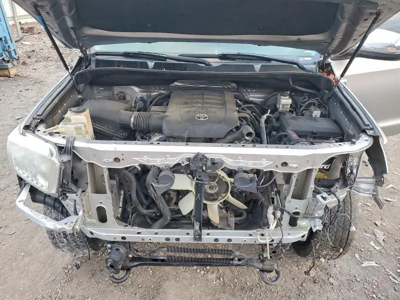2014 TOYOTA TUNDRA CREWMAX LIMITED  