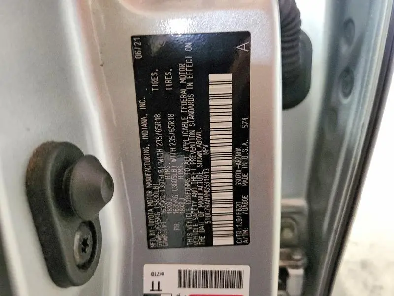 2021 TOYOTA HIGHLANDER L  