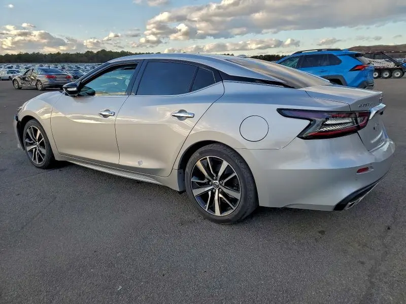 2022 NISSAN MAXIMA SV  