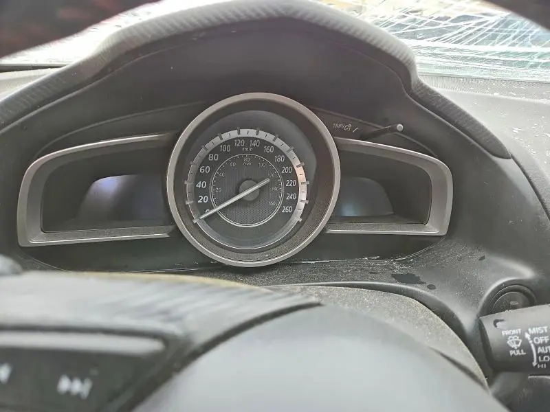 2015 MAZDA 3 TOURING  