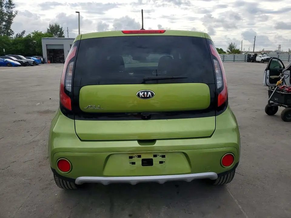 2017 KIA SOUL +  