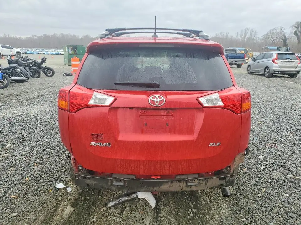 2015 TOYOTA RAV4 XLE  