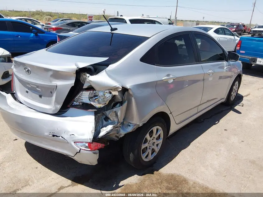 2013 HYUNDAI ACCENT GLS