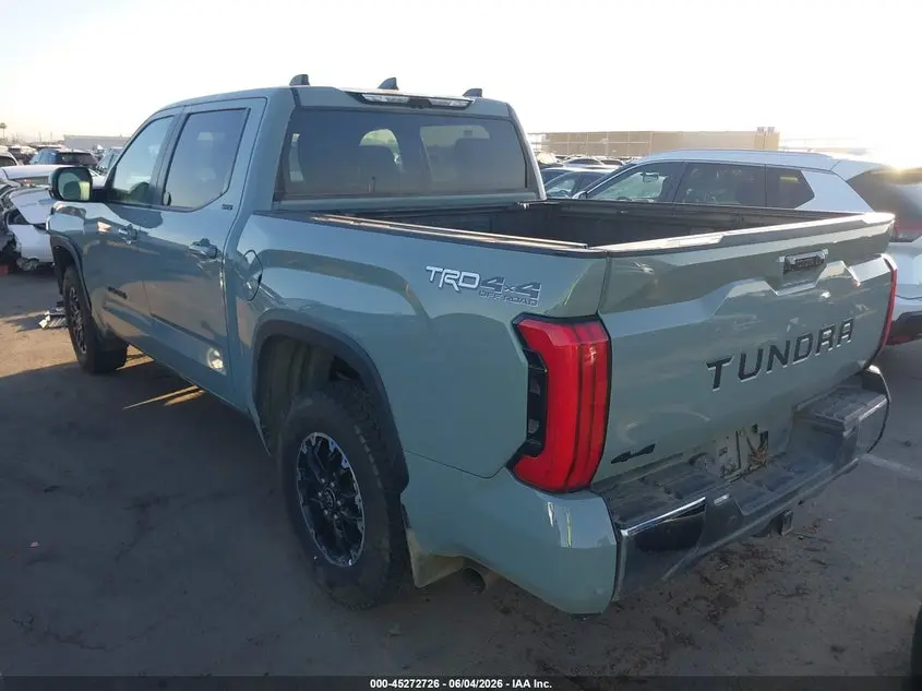 2025 TOYOTA TUNDRA SR5