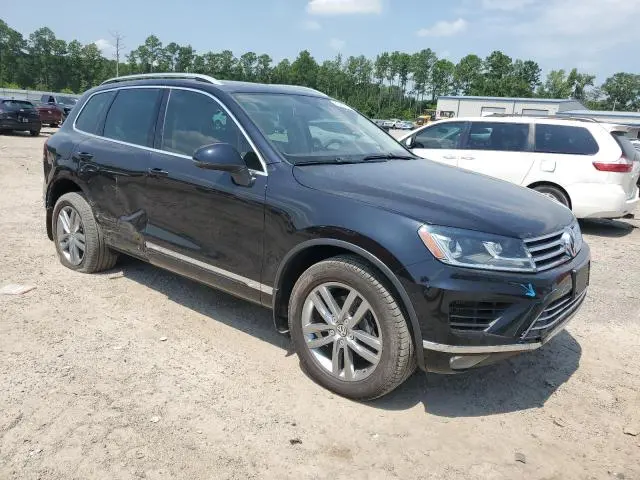 2015 VOLKSWAGEN TOUAREG V6 TDI  