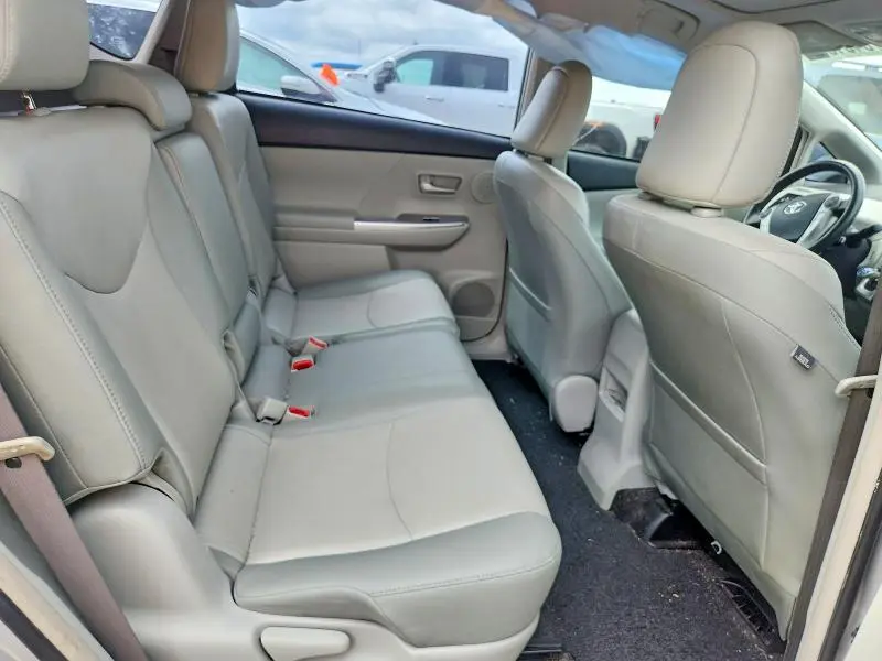 2014 TOYOTA PRIUS V FIVE  