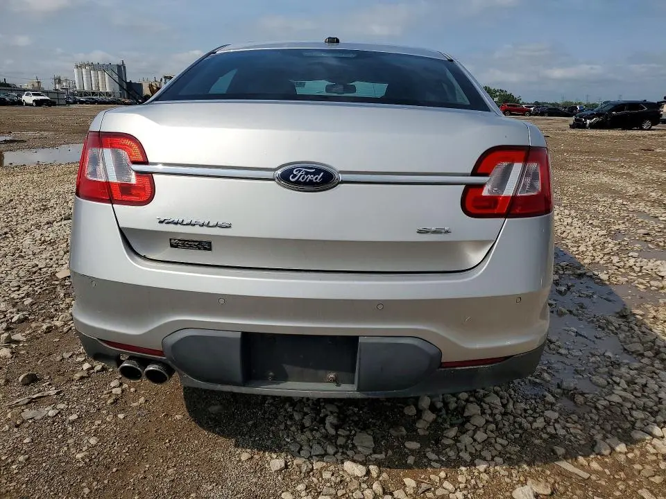 2010 FORD TAURUS SEL  