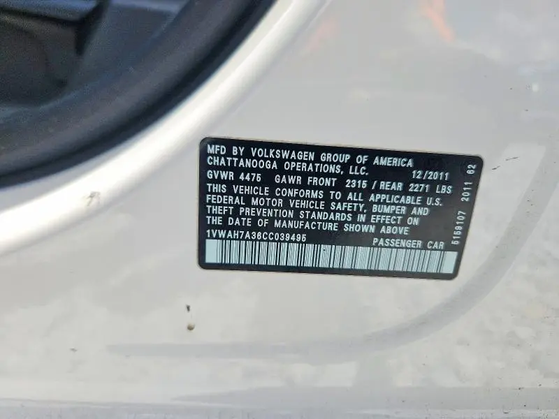 2012 VOLKSWAGEN PASSAT S  